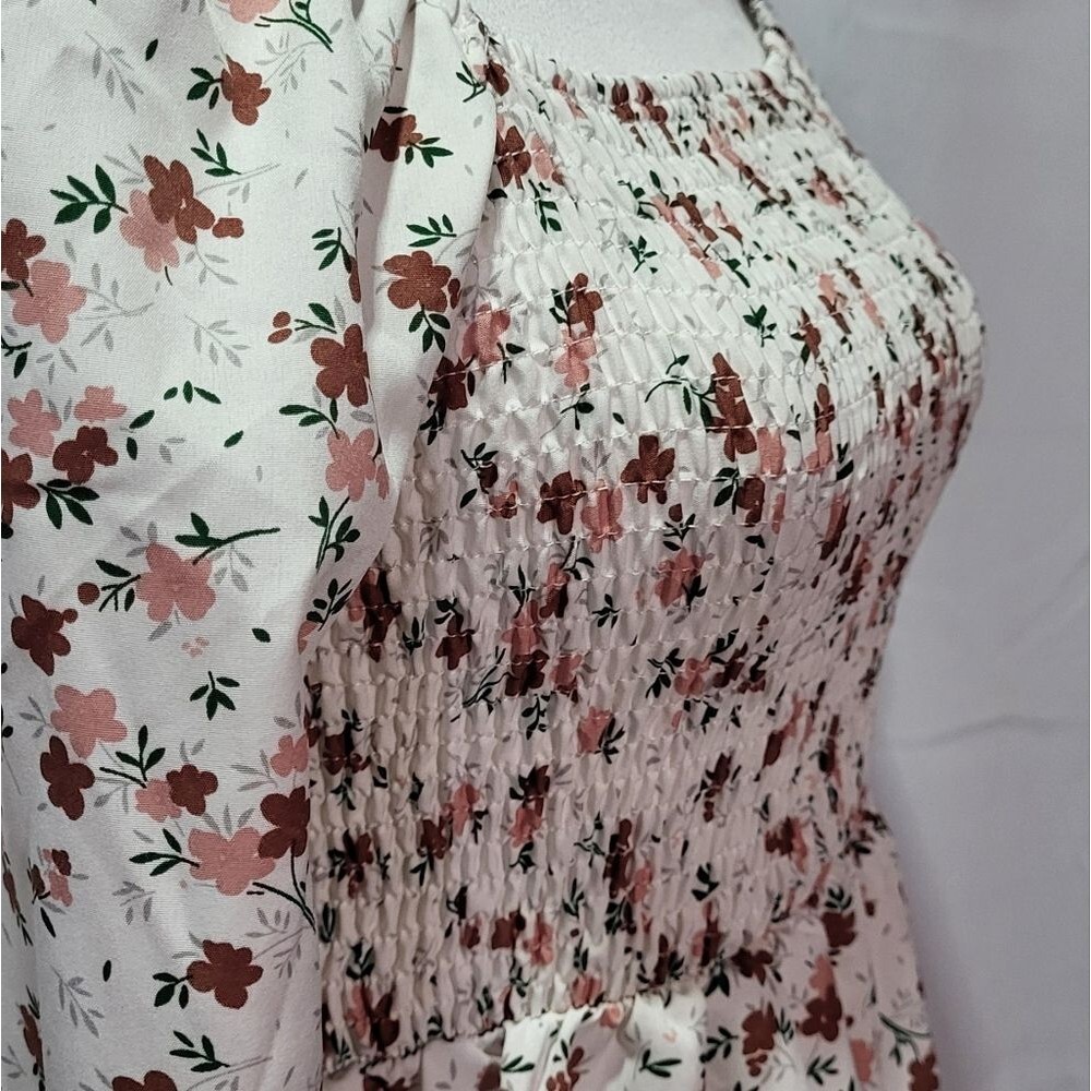 SHEIN Women's White Floral Smocked Long Sleeve Blouse Size Small (4) ๐ - Picture 6 of 11